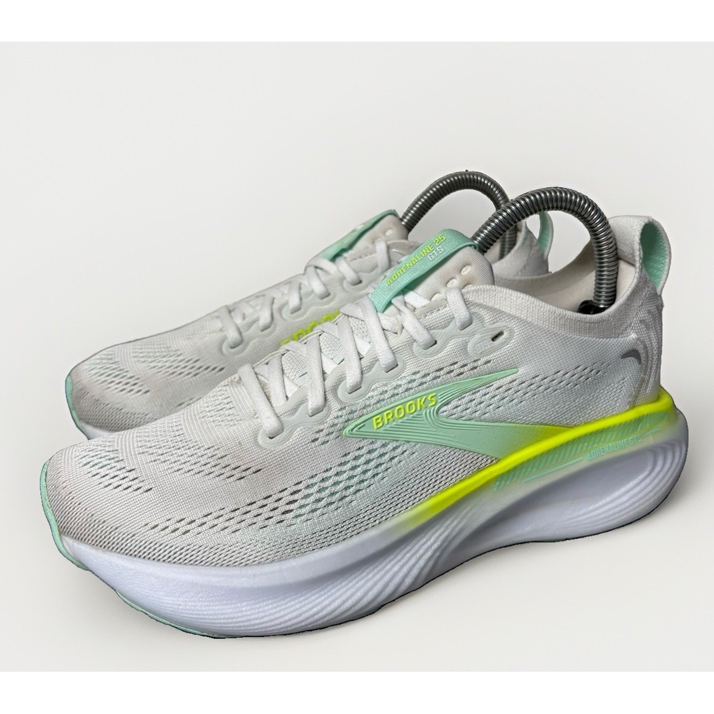 Brooks Adrenaline GTS 25 White Nightlife Yucca 1204431B145 Women's 7B Running